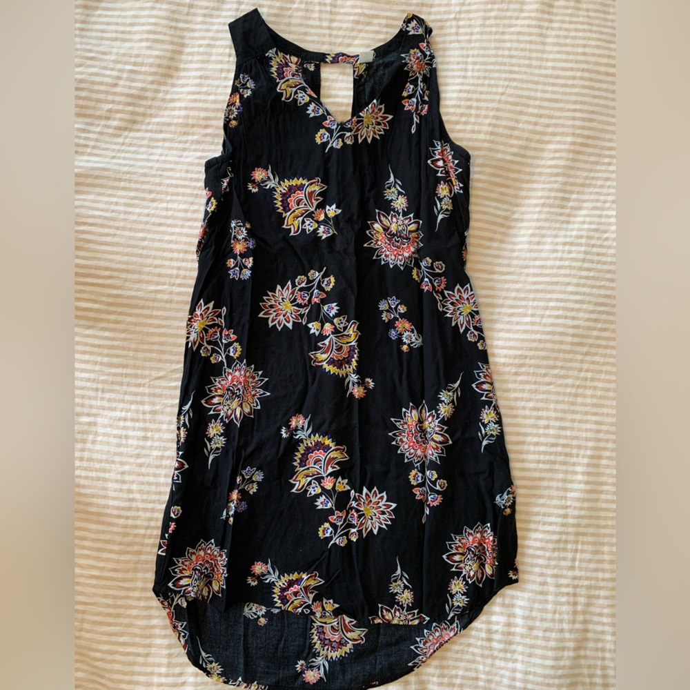 Old Navy Black Floral V-Neck Dress